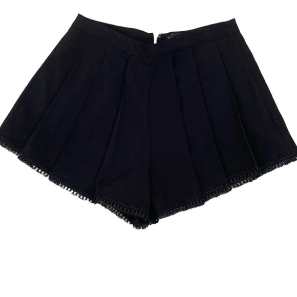 English factory high waisted black pleated front short fringe trim size small - Picture 1 of 7